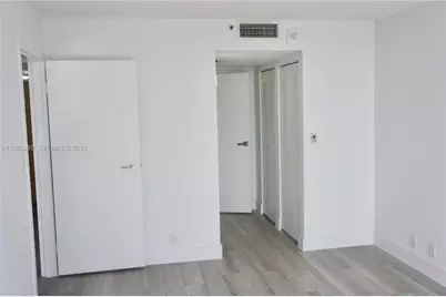 7601 E Treasure Dr #1406, North Bay Village, FL 33141 - Photo 18
