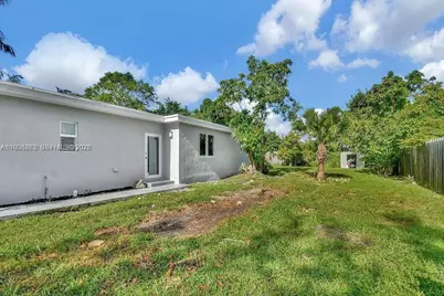 7902 SW 67th Ave, South Miami, FL 33143 - Photo 18