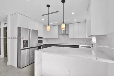 7902 SW 67th Ave, South Miami, FL 33143 - Photo 8