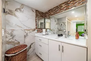 7535 Trent Dr, Tamarac, FL 33321 - Photo 16