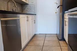 [Address not provided], North Miami, FL 33181 - Photo 8