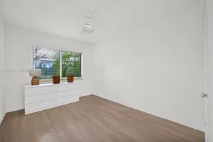 4730 Pine Tree Dr, Miami Beach, FL 33140 - Photo 12