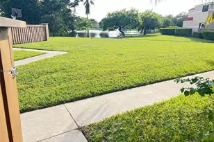 8116 Severn Dr, Boca Raton, FL 33433 - Photo 18