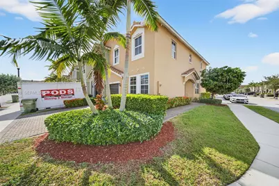 1420 SE 24th Ter, Homestead, FL 33035 - Photo 2