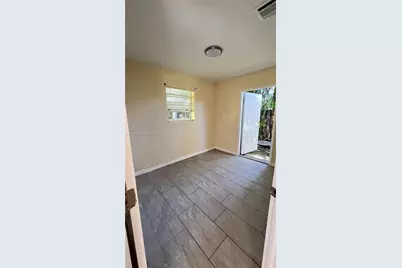 706 SW 4th Ter #4, Dania Beach, FL 33004 - Photo 24