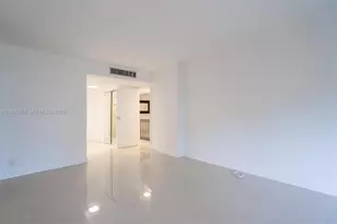 20347 W Country Club Dr, Aventura, FL 33180 - Photo 18