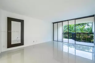 20347 W Country Club Dr, Aventura, FL 33180 - Photo 10