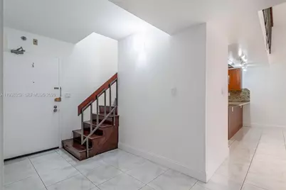 20347 W Country Club Dr #TH15, Aventura, FL 33180 - Photo 6