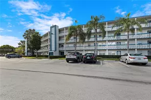 3030 Lincoln B, Boca Raton, FL 33434 - Photo 2