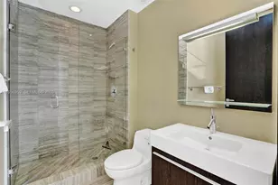 15811 Collins Ave, Sunny Isles Beach, FL 33160 - Photo 42