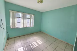 401 NW 33rd Ave, Miami, FL 33125 - Photo 10