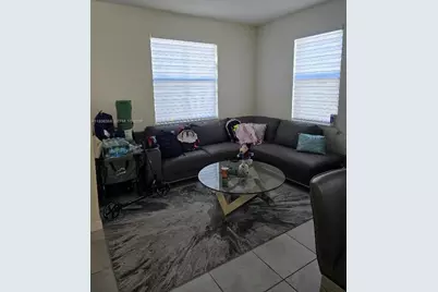 3368 W 105th Ter, Hialeah, FL 33018 - Photo 4