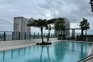 11 NE 6th St, Miami, FL 33132 - Photo 34