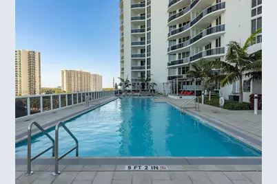 15901 Collins Ave #3807, Sunny Isles Beach, FL 33160 - Photo 4