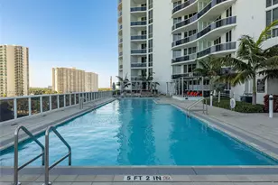 15901 Collins Ave, Sunny Isles Beach, FL 33160 - Photo 4