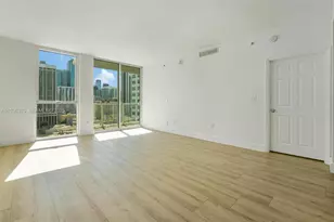 244 Biscayne Blvd, Miami, FL 33132 - Photo 6