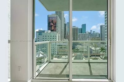 244 Biscayne Blvd #1505, Miami, FL 33132 - Photo 18