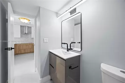 20335 W Country Club Dr #1905, Aventura, FL 33180 - Photo 20