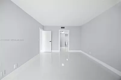 20335 W Country Club Dr #1905, Aventura, FL 33180 - Photo 12