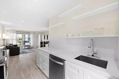 1241 14th St #4, Miami Beach, FL 33139 - Photo 12