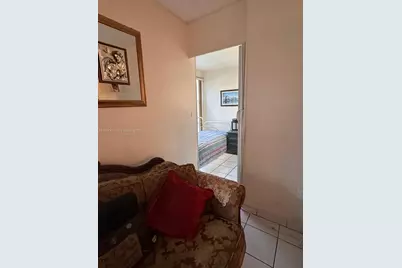 17560 Atlantic Blvd #109, Sunny Isles Beach, FL 33160 - Photo 16