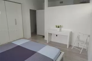 831 10th St, Miami Beach, FL 33139 - Photo 22