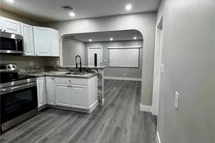 6137 Dewey St, Hollywood, FL 33023 - Photo 6