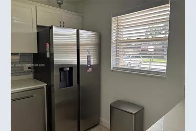 351 Cambridge Rd #108, Hollywood, FL 33024 - Photo 8