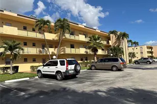 351 Cambridge Rd, Hollywood, FL 33024 - Photo 32
