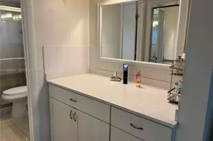 351 Cambridge Rd, Hollywood, FL 33024 - Photo 20