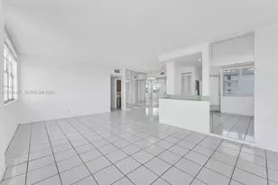 2025 NE 164th St, North Miami Beach, FL 33162 - Photo 16