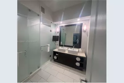 5300 NW 87th Ave #601, Doral, FL 33178 - Photo 4