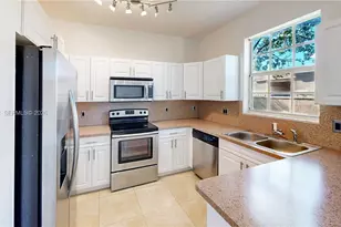 686 NE 21st Ave, Homestead, FL 33033 - Photo 14