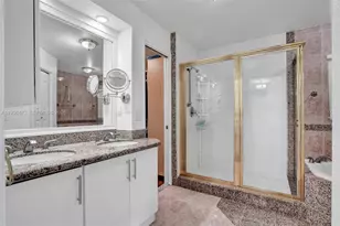 13015 Biscayne Island Terrace, North Miami, FL 33181 - Photo 32