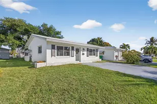6711 NW 72nd St, Tamarac, FL 33321 - Photo 2