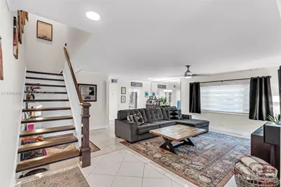 5124 S University Dr, Davie, FL 33328 - Photo 4