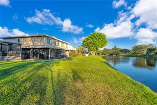 5124 S University Dr, Davie, FL 33328 - Photo 36