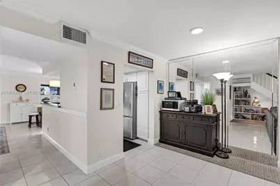 5124 S University Dr, Davie, FL 33328 - Photo 8