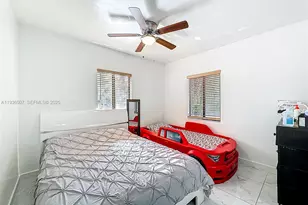 10045 SW 172nd St, Miami, FL 33157 - Photo 24