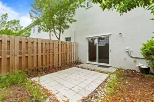 2668 SE 19th St, Homestead, FL 33035 - Photo 28