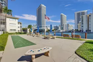 2600 Diana Dr, Hallandale Beach, FL 33009 - Photo 38