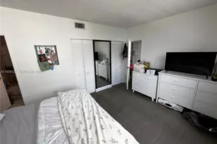 801 Brickell Bay Dr, Miami, FL 33131 - Photo 14