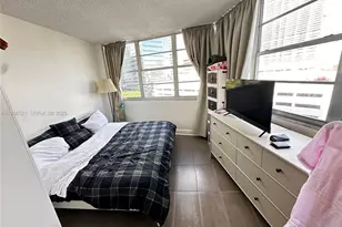 801 Brickell Bay Dr, Miami, FL 33131 - Photo 10