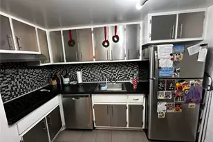 801 Brickell Bay Dr, Miami, FL 33131 - Photo 6