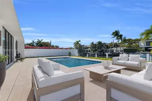 13200 N Bayshore Dr, North Miami, FL 33181 - Photo 6