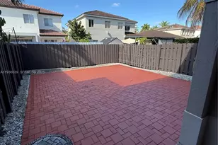 904 SW 154th Path, Miami, FL 33194 - Photo 16