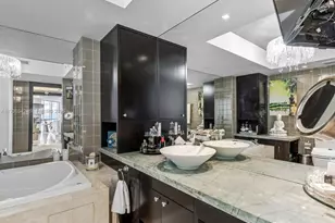 18201 Collins Ave, Sunny Isles Beach, FL 33160 - Photo 54