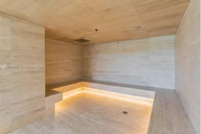 17301 Biscayne Blvd #1105, North Miami Beach, FL 33160 - Photo 36