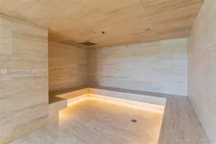 17301 Biscayne Blvd, North Miami Beach, FL 33160 - Photo 36