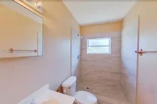 18621 SW 97th Ct, Cutler Bay, FL 33157 - Photo 6